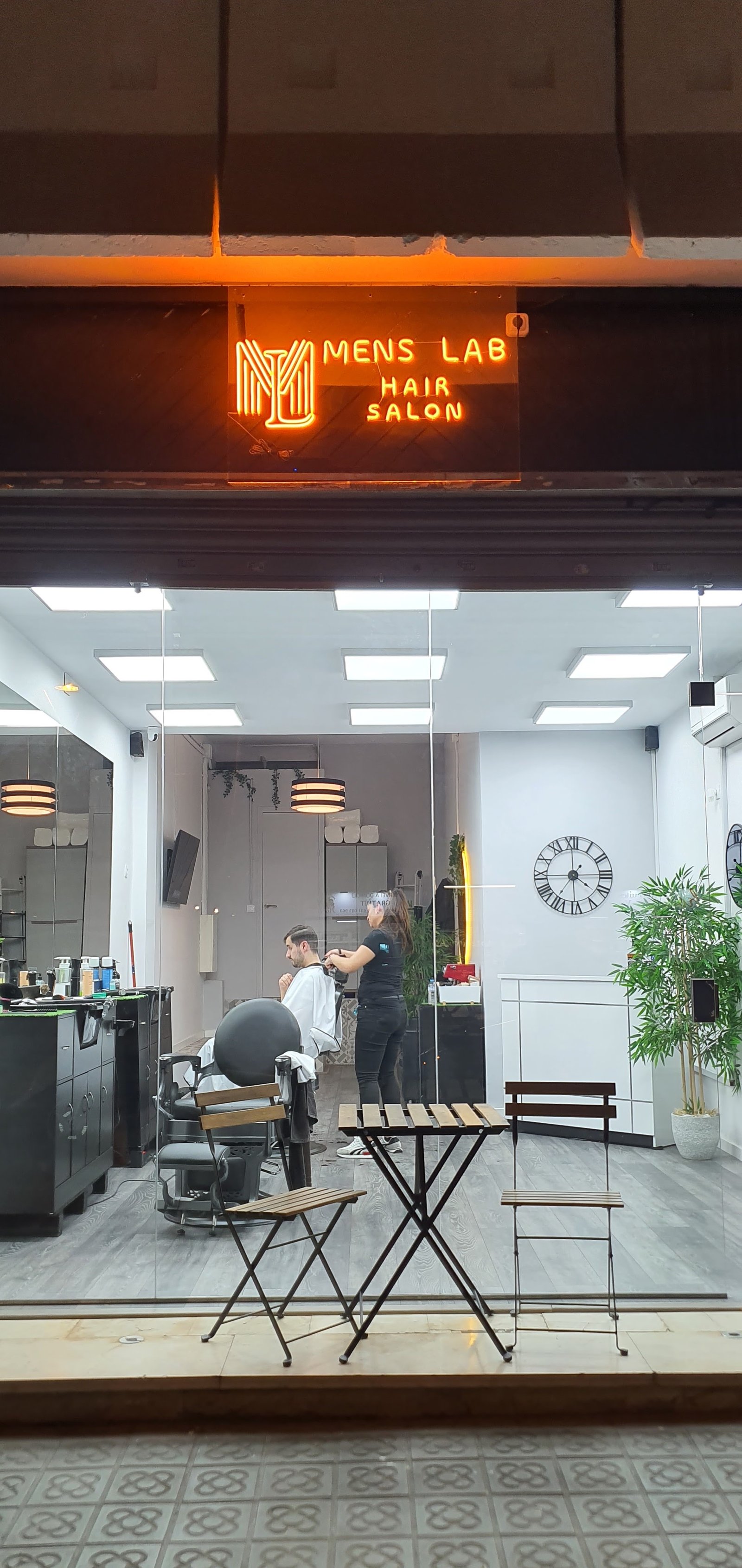 Espacio de Men's Lab, barbería en Carrer de Londres, 67, Esquerra de l'Eixample