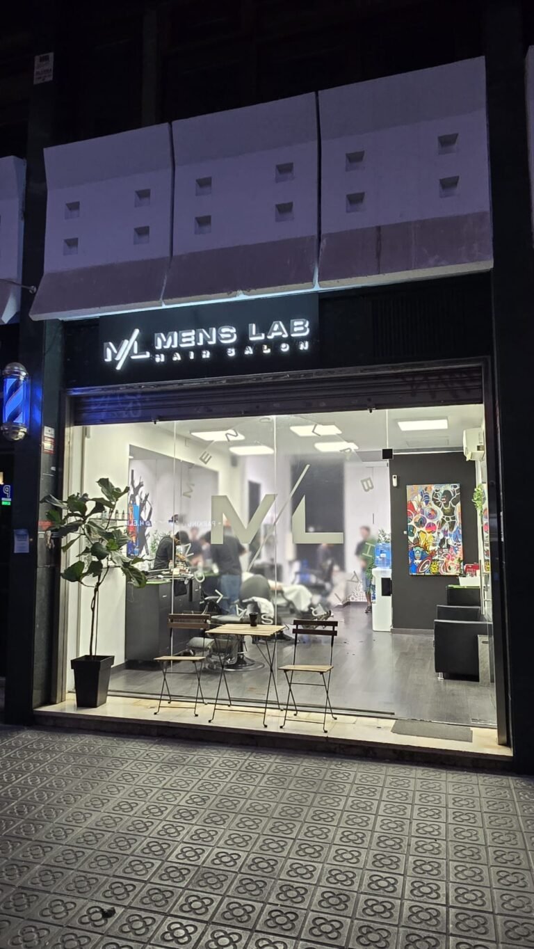 menslab-espacio-whatsapp-20260924 · Men's Lab — barbería en el Eixample, Barcelona